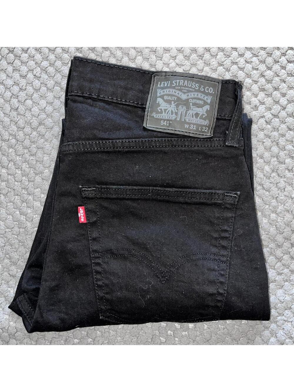 Levi's Levis 541 Men's 31x32 Black Denim Jeans Straight Leg Stretch